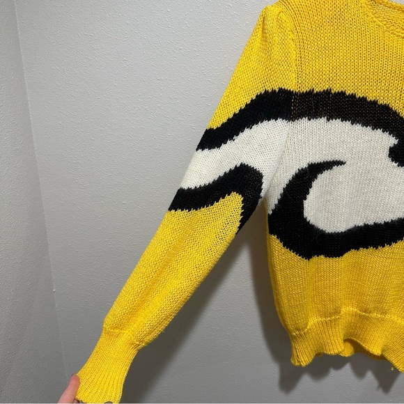 Maurada Vintage Abstract Sweater - Picture 3 of 8